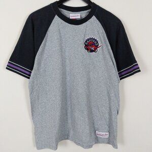Toronto Raptors Mitchell & Ness Raglan Tee
